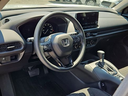 Used 2023 Honda HR-V LX image 26