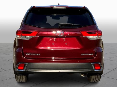 Used 2019 Toyota Highlander Limited image 4