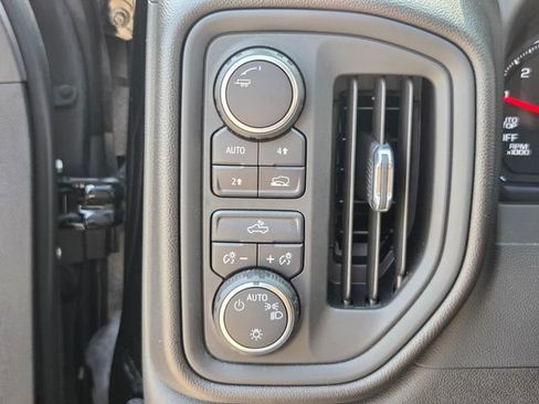 Used 2022 Chevrolet Silverado 1500 Custom AWD/4WD image 22