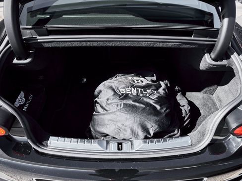 Used 2022 Bentley Continental GT image 17