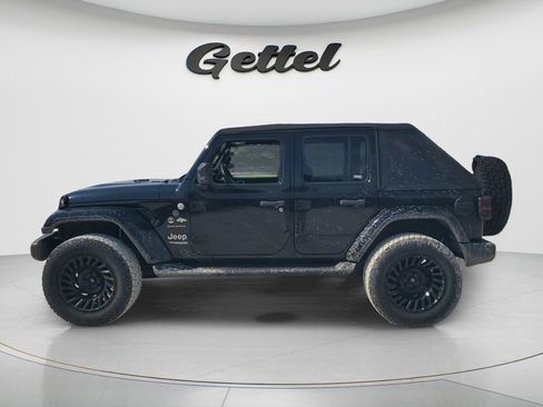 Used 2019 Jeep Wrangler Unlimited Sahara AWD/4WD image 8