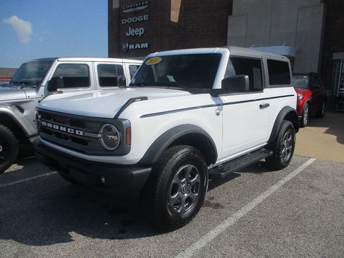 Used 2024 Ford Bronco Big Bend AWD/4WD image 3