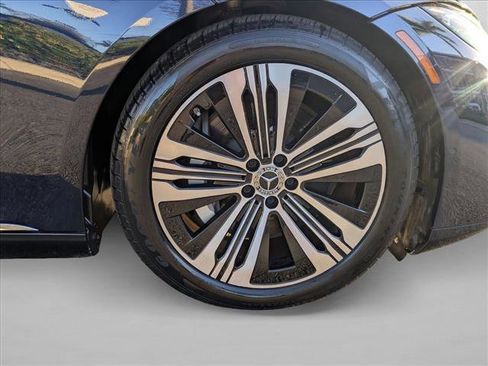 Used 2022 Mercedes-Benz EQS 450+ Sedan image 23