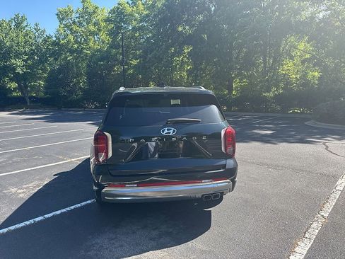 Used 2025 Hyundai Palisade Calligraphy FWD image 5