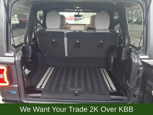 Used 2021 Jeep Wrangler Unlimited Sahara image 16