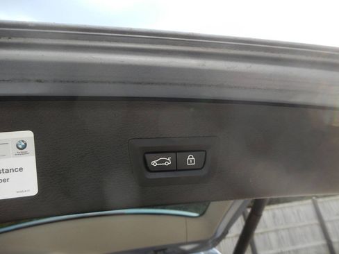 Used 2011 BMW X3 xDrive28i AWD/4WD image 44
