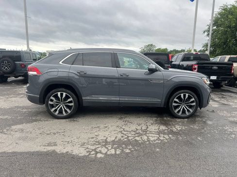 Used 2021 Volkswagen Atlas Cross Sport SEL Premium R-Line AWD/4WD image 2