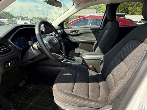 Used 2024 Ford Escape Active FWD image 9