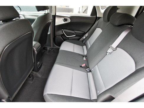 Certified 2023 Kia Soul S FWD image 9