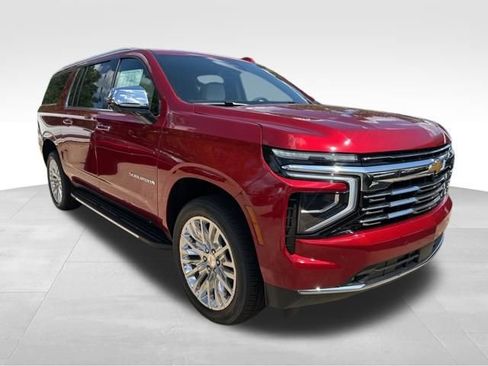 New 2025 Chevrolet Suburban Premier w/ Sun And Tow Package image 7
