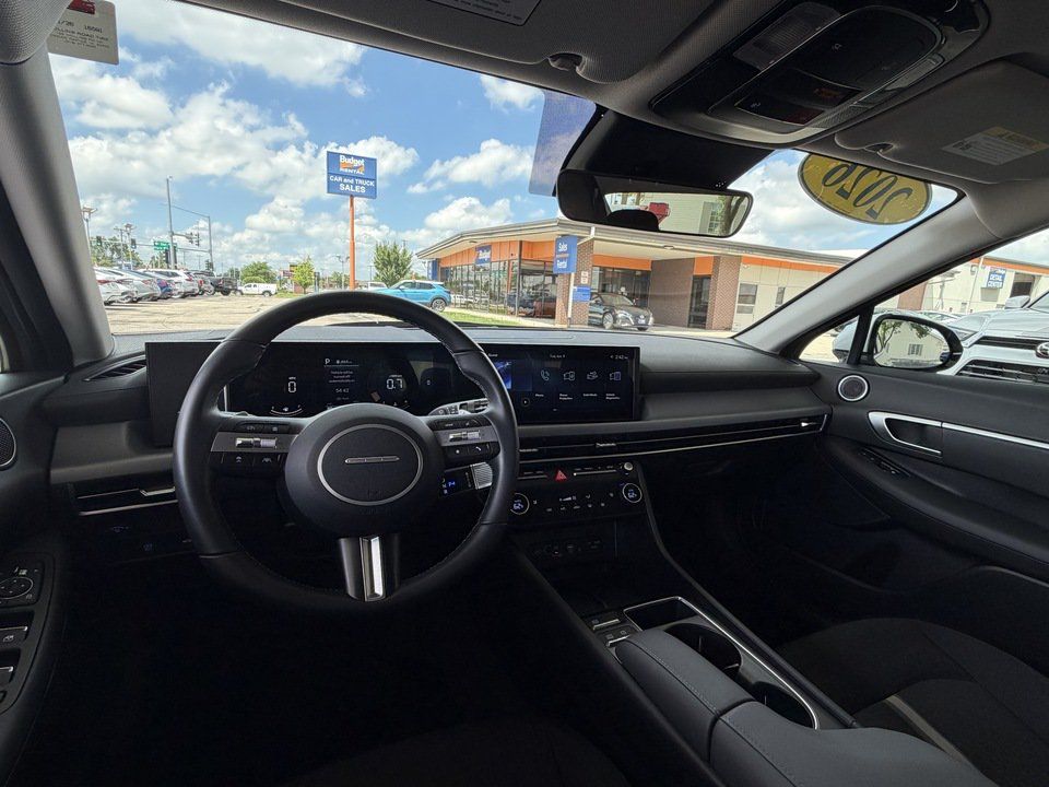 Used 2026 Hyundai Sonata SEL FWD image 12