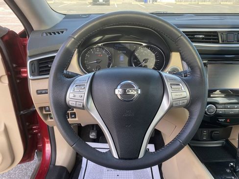 Used 2016 Nissan Rogue SL w/ SL Premium Package image 15