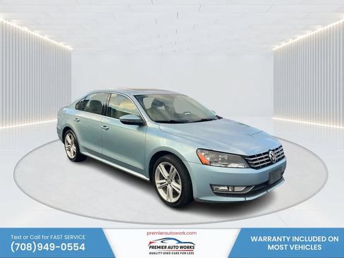 Used 2012 Volkswagen Passat TDI SEL Premium FWD image 3