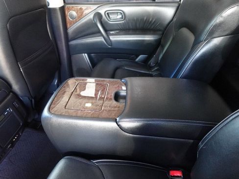 Used 2016 INFINITI QX80 Luxe w/ 22" Wheel Package image 32