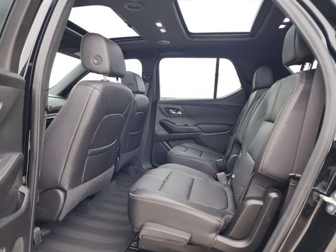 Used 2023 Chevrolet Traverse RS image 10