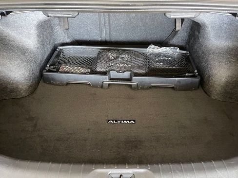Used 2023 Nissan Altima 2.5 SL FWD image 13