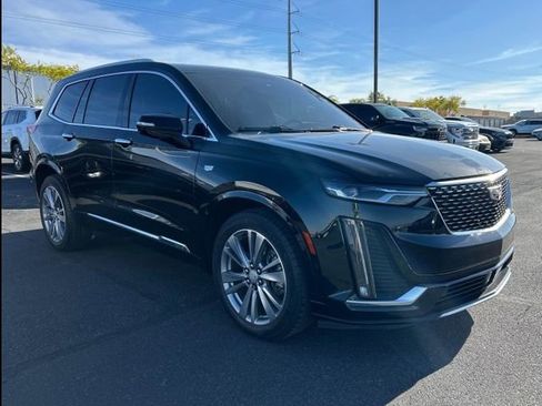 Used 2024 Cadillac XT6 Premium Luxury w/ Technology Package image 1