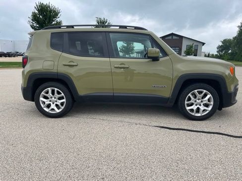 Used 2015 Jeep Renegade Latitude w/ Popular Equipment Group FWD image 6