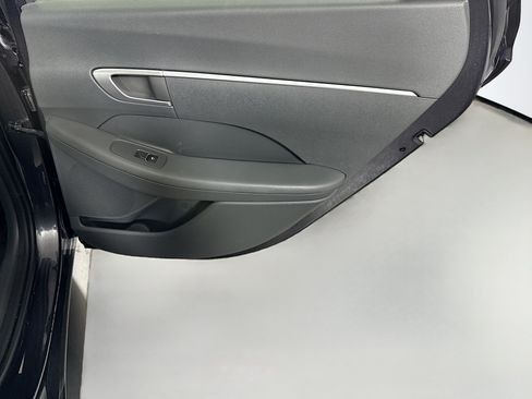 Used 2020 Hyundai Sonata SE w/ Cargo Package FWD image 27