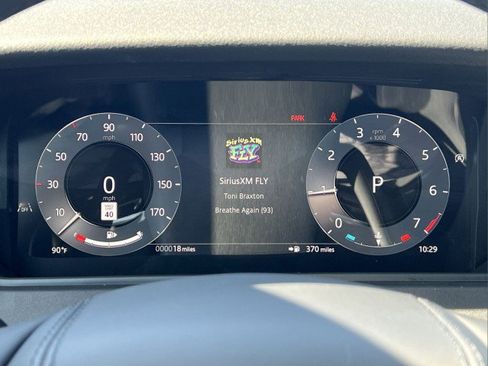 New 2026 Land Rover Range Rover Velar S image 36