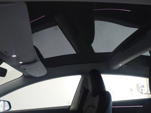Used 2024 Tesla Model 3 Standard Range RWD image 19