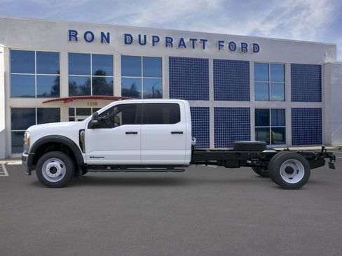 New 2026 Ford F550 4x4 Crew Cab image 4
