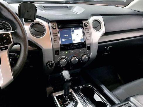 Used 2016 Toyota Tundra SR5 AWD/4WD image 10
