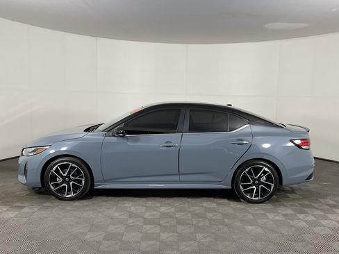 Used 2024 Nissan Sentra SR w/ Trunk Package image 3