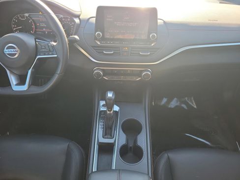 Used 2019 Nissan Altima 2.5 SR image 13