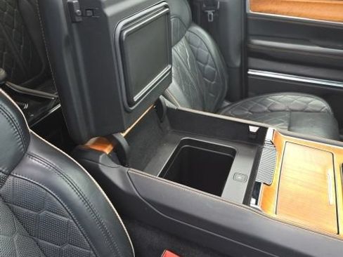 Used 2024 Jeep Grand Wagoneer L Series III AWD/4WD image 37