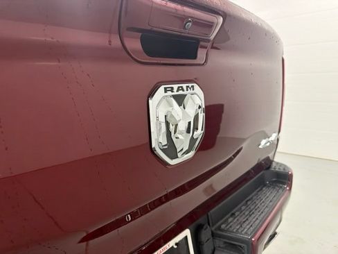 Used 2020 RAM 1500 Laramie w/ Sport Appearance Package AWD/4WD image 12
