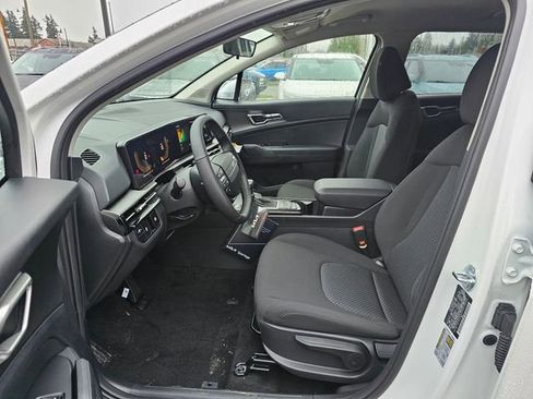 New 2026 Kia Sportage LX FWD image 19