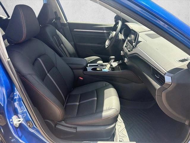 Used 2025 Nissan Altima 2.5 SR FWD image 24