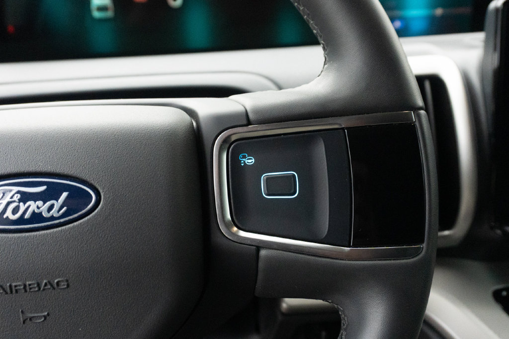 Used 2025 Ford Expedition Max Active RWD image 27
