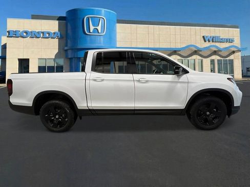 New 2026 Honda Ridgeline Black Edition image 7