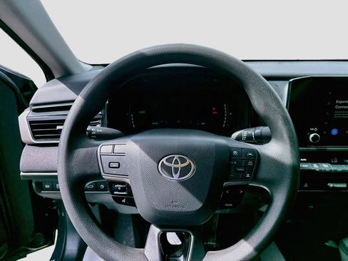 Used 2025 Toyota Camry LE w/ Convenience Package AWD/4WD image 13