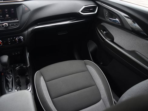Used 2023 Chevrolet TrailBlazer LS image 14