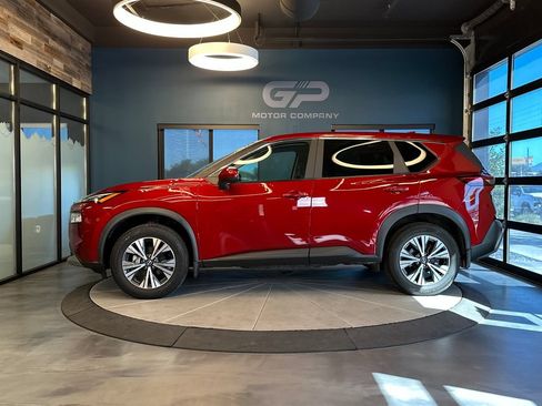 Used 2023 Nissan Rogue SV AWD/4WD image 6