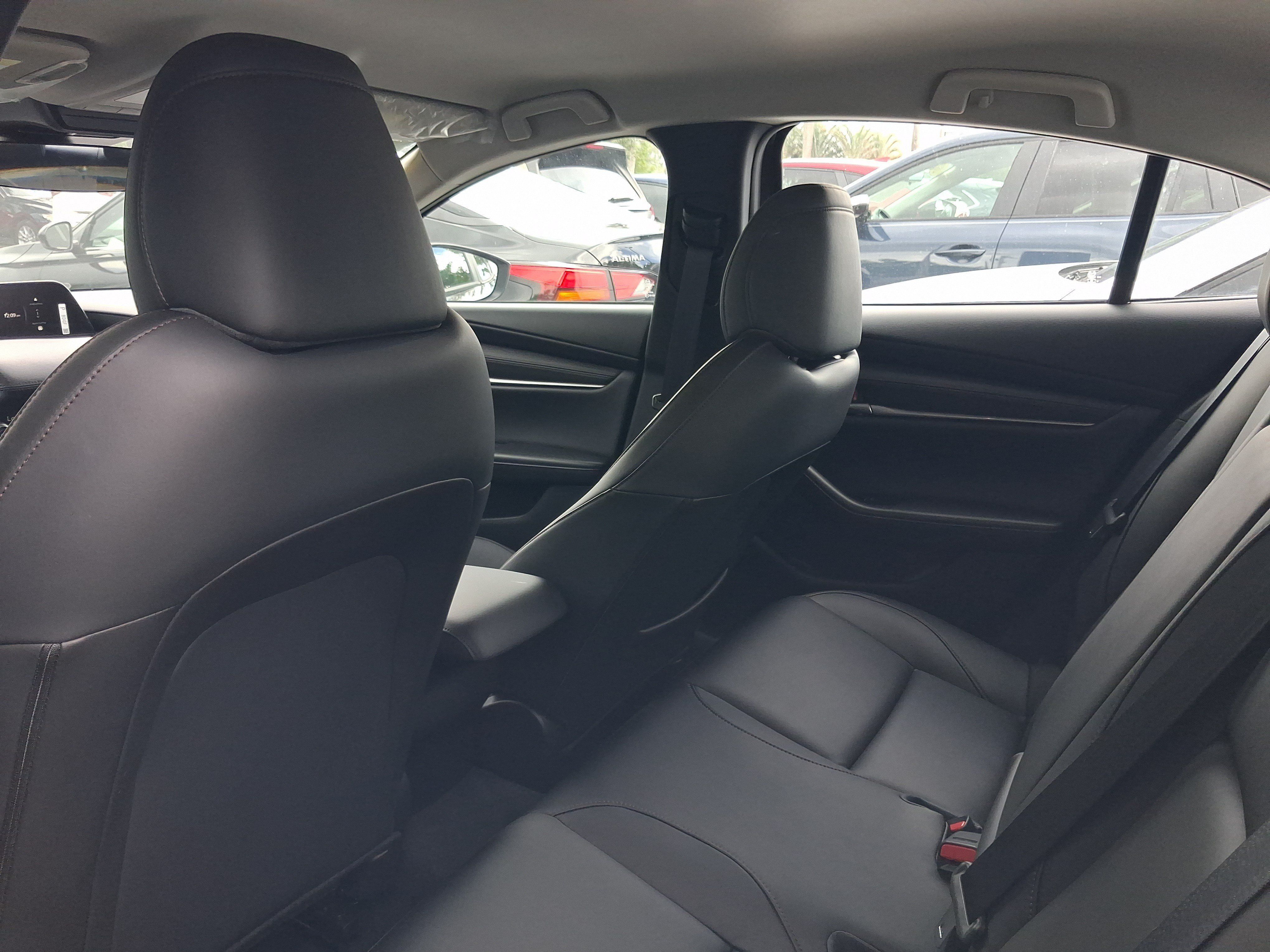 Certified 2026 MAZDA MAZDA3 s Sport FWD image 6