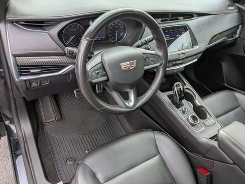 Used 2022 Cadillac XT4 Sport w/ Driver Awareness Package AWD/4WD image 11