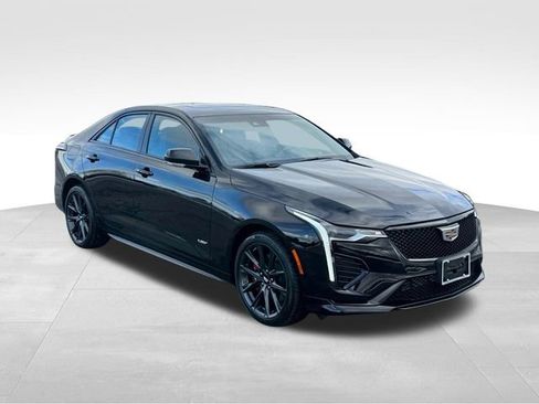 Used 2025 Cadillac CT4 V w/ Technology Package image 7