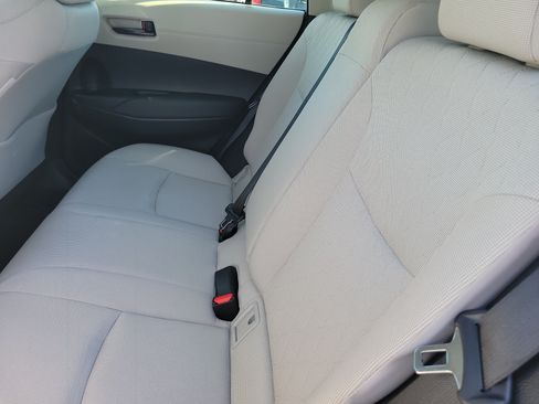 Used 2023 Toyota Corolla Cross L FWD image 11