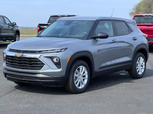 New 2026 Chevrolet TrailBlazer LS FWD image 31