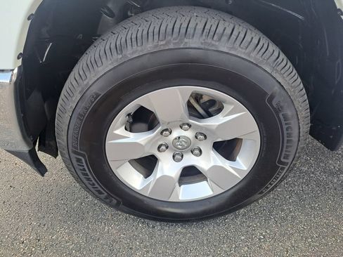 Used 2022 RAM 1500 Big Horn AWD/4WD image 40