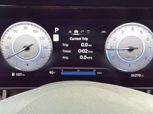 Used 2024 Hyundai Elantra SEL FWD image 25