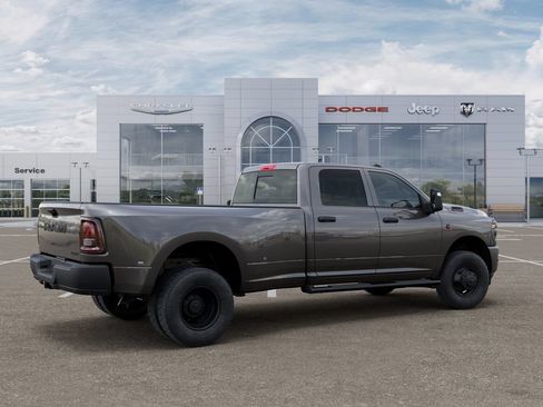 New 2026 RAM 3500 Tradesman AWD/4WD image 4