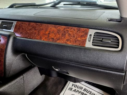 Used 2010 Chevrolet Silverado 2500 LTZ image 32