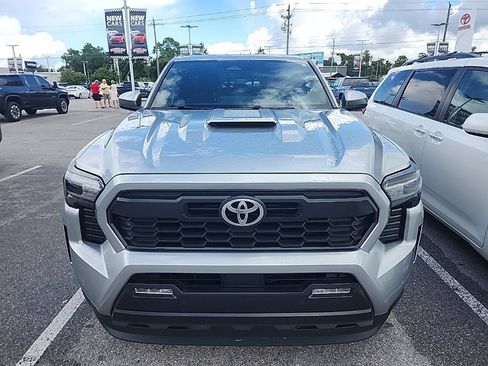Used 2024 Toyota Tacoma TRD Sport w/ TRD Sport Upgrade Package RWD image 24