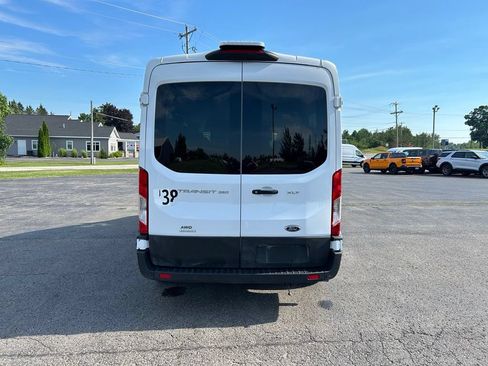 Used 2024 Ford Transit 350 XLT AWD/4WD image 4