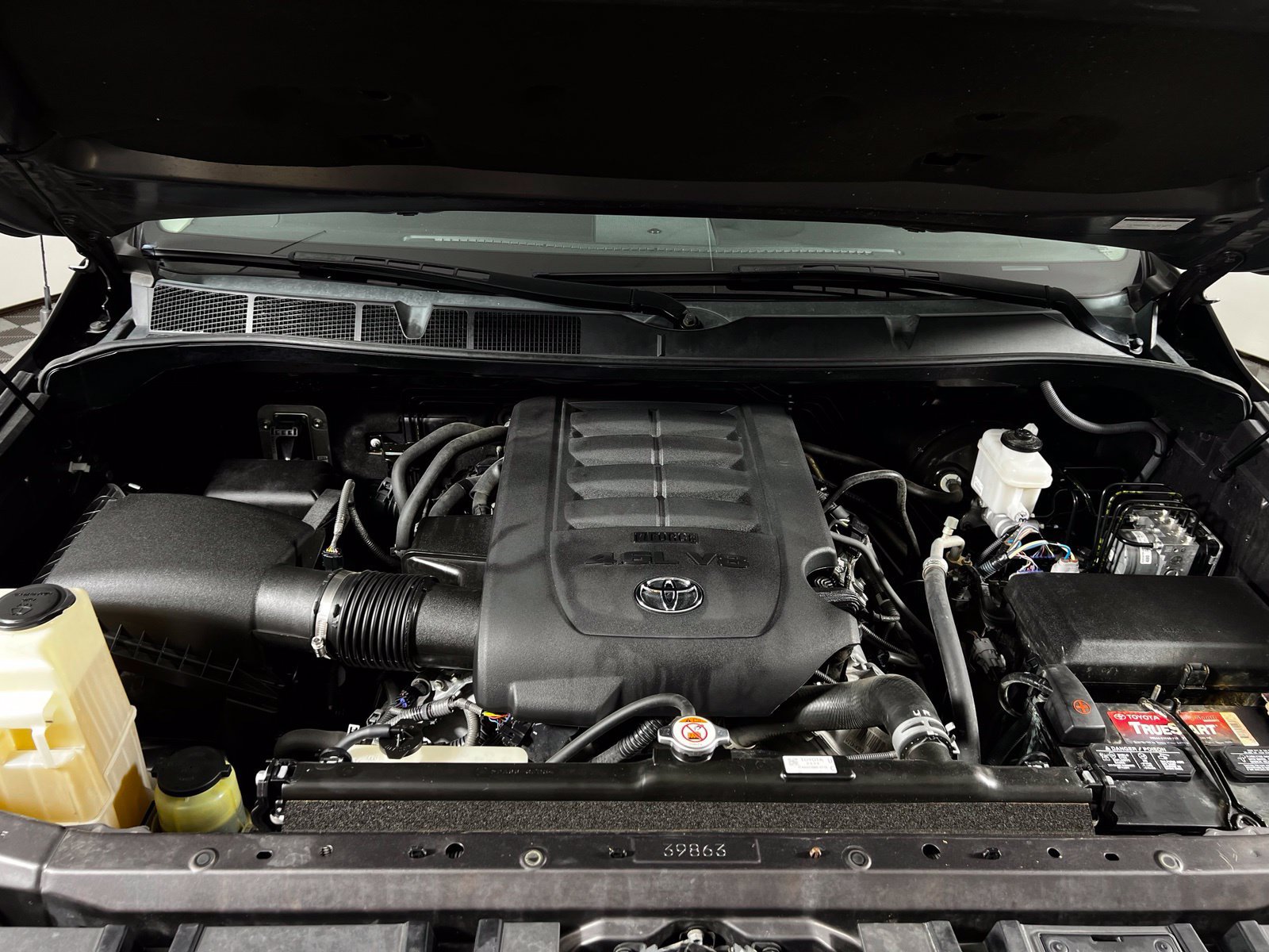 Used 2019 Toyota Tundra SR5 w/ SR5 Upgrade Package RWD image 7